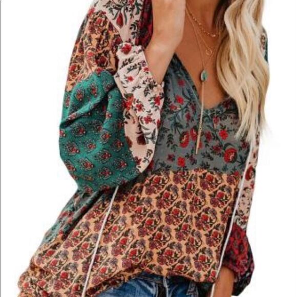 TorrexasBoutique multicolor floral peasant - Picture 1 of 10